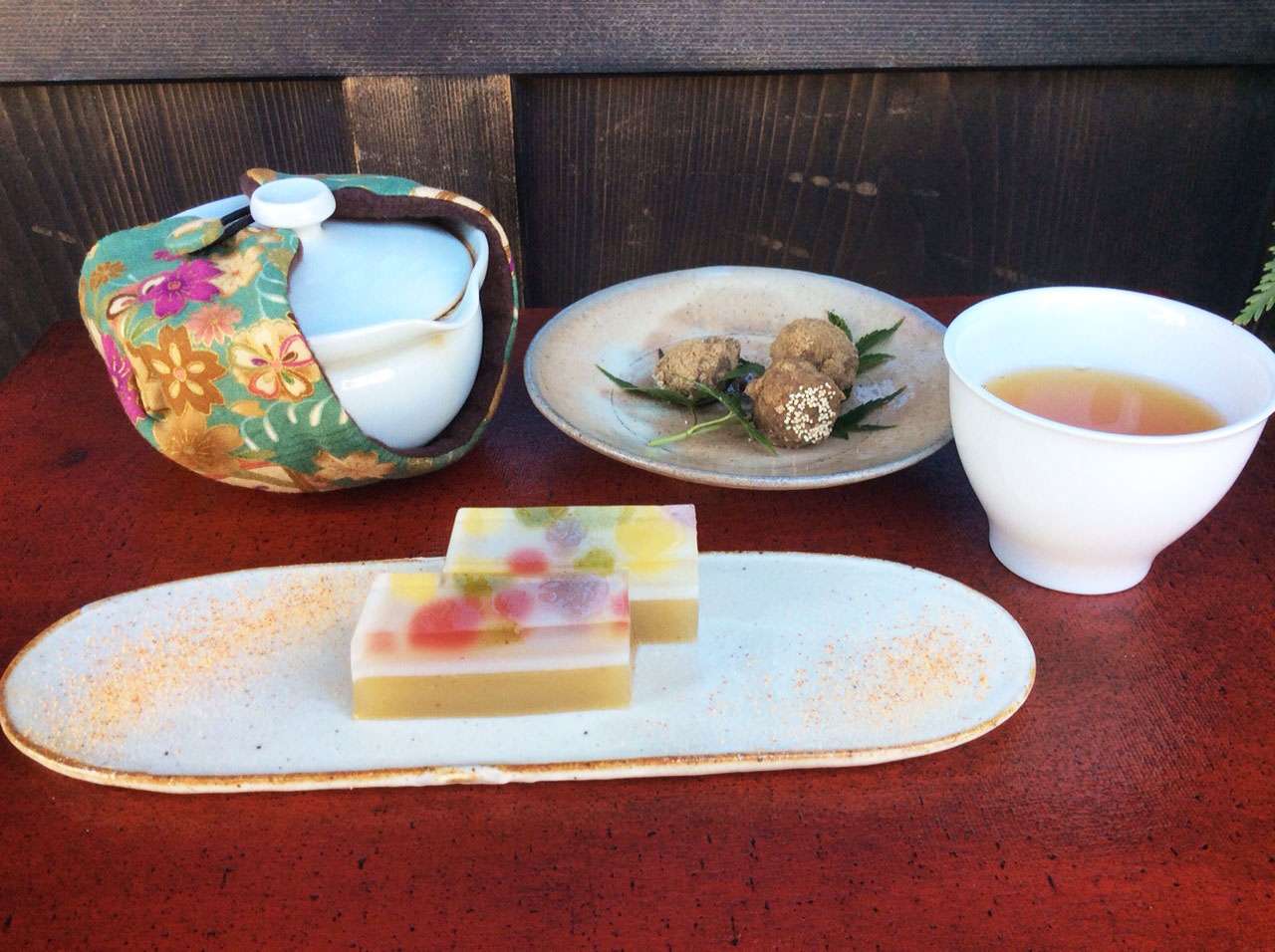 和菓子と紅茶のセット