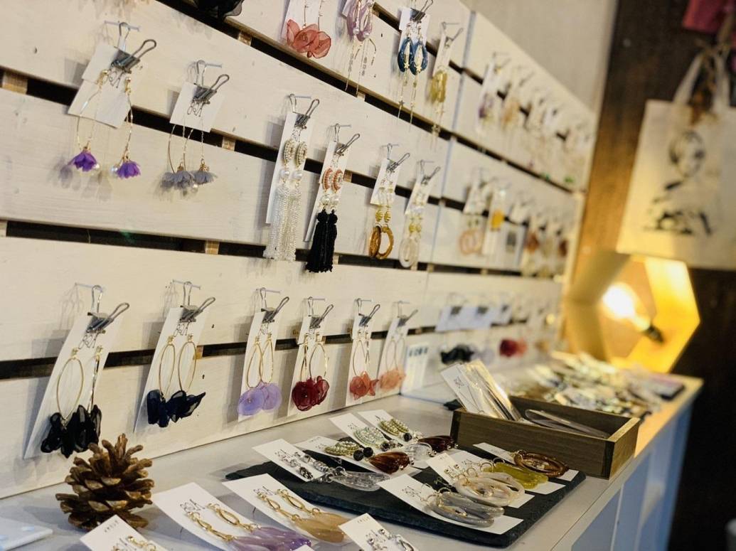 8qa ハクア オシャレさん必見 オーダーメイドもできちゃう佐賀のハンドメイドアクセサリー屋さん Editors Saga