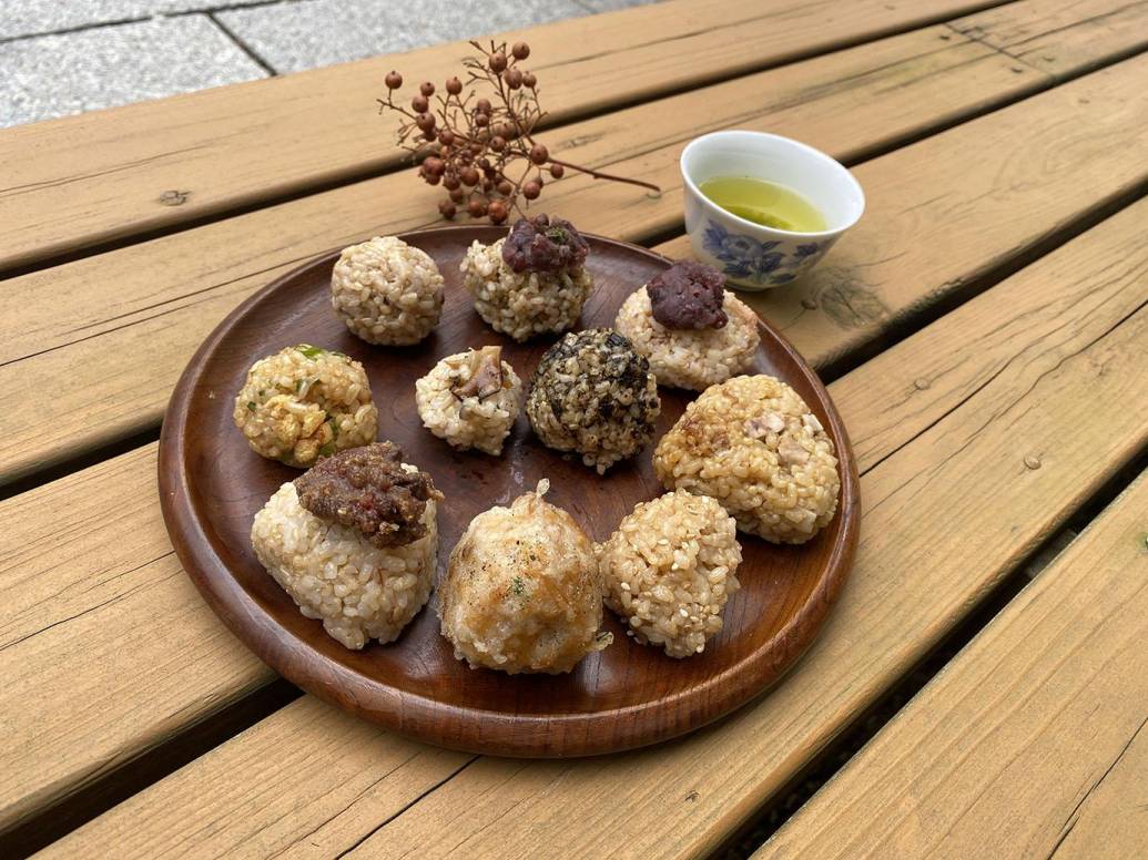 佐賀の特産品をギュッと結ぶ。玄米おむすび専門店 新メニュー開発！｜石黒さんチームお試し地域づくり活動