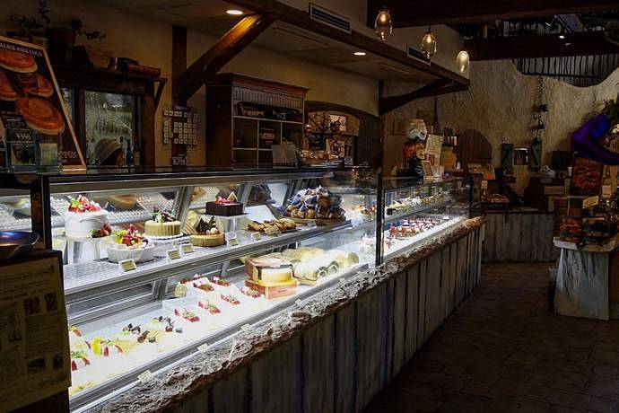 アンジェココ 特別な時間を過ごせるスイーツの村 鳥栖 Editors Saga