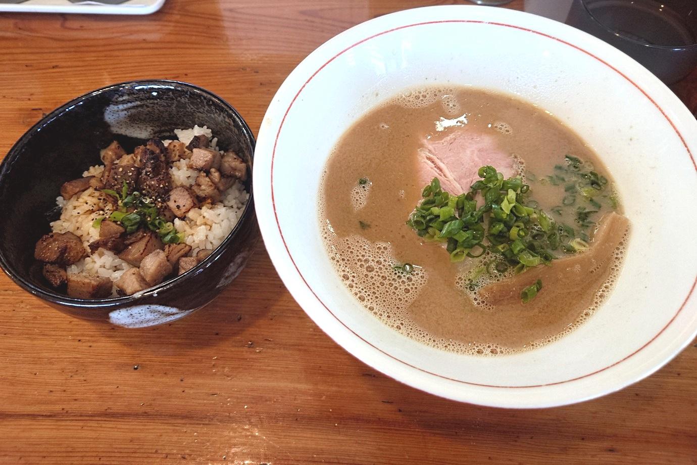 menyanakayoshi_10.jpg