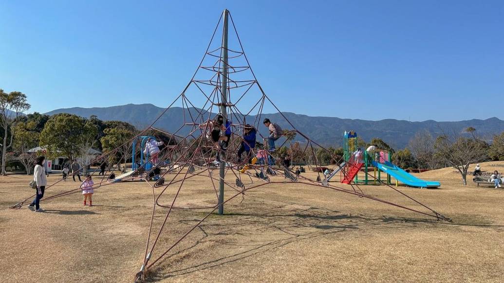 【歴史と文化の森公園】広大な敷地で遊び方は無限大！芸術にも触れることができる公園！