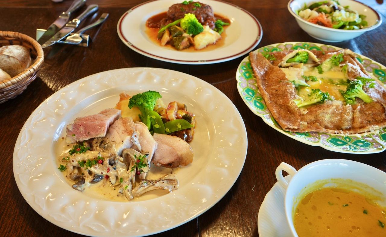 フレンチシェフ手作りの身体が喜ぶ贅沢ランチ。県産の旬の食材と四季折々の景色が楽しめる「北山びより」
