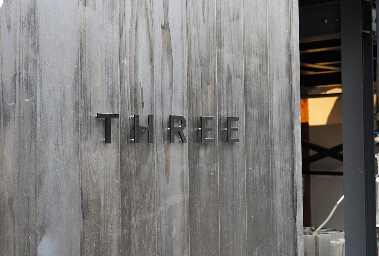 three_02.jpg