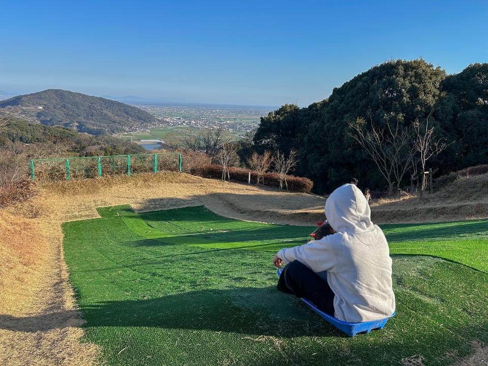 【白木パノラマ孔園】景色が良すぎる穴場の公園！！草スキーが特に最高だった件・・・