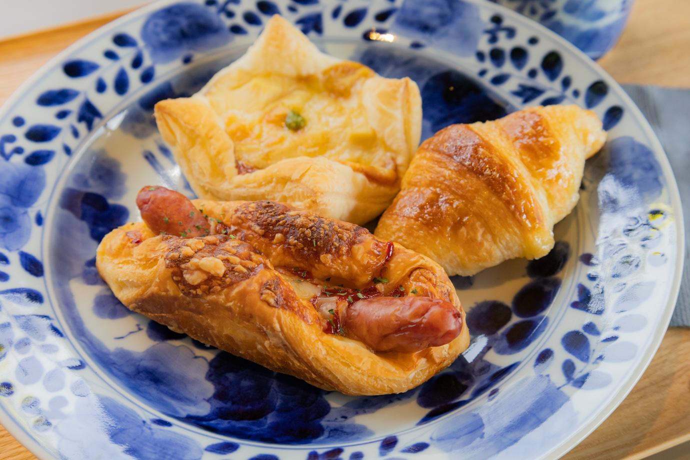 有田町 MARUBUN SHOP＆BAKERY CAFE ごどうふのパイ