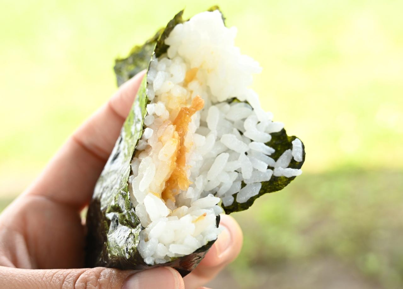 onigiri_musubi_03.jpg
